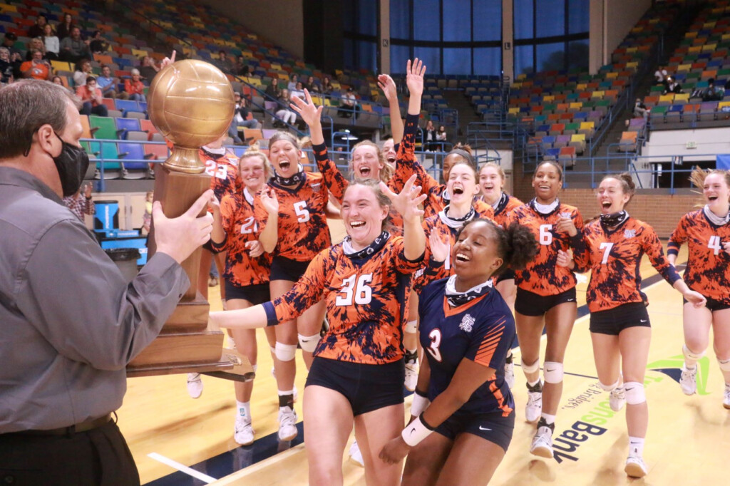 Wallace State Volleyball Wins ACCC Gulf Atlantic District Tournament 